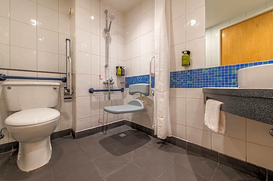 Holiday Inn Express Ramsgate  Minster By IHG