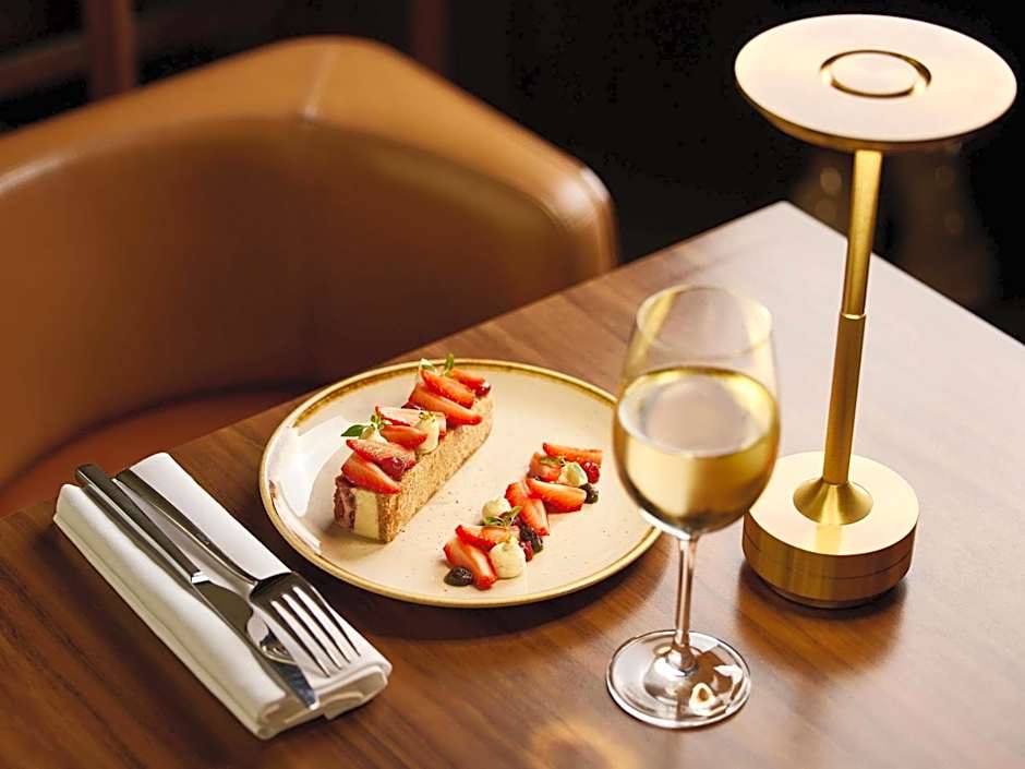 Sofitel Paris-Arc De Triomphe