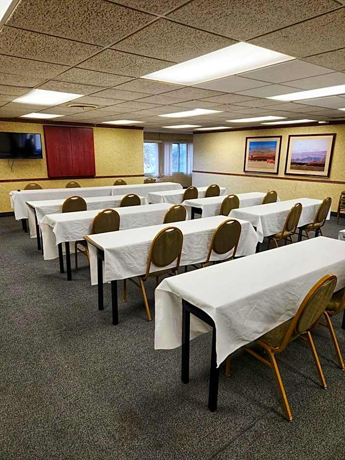 La Quinta Inn & Suites by Wyndham Appleton-College Avenue