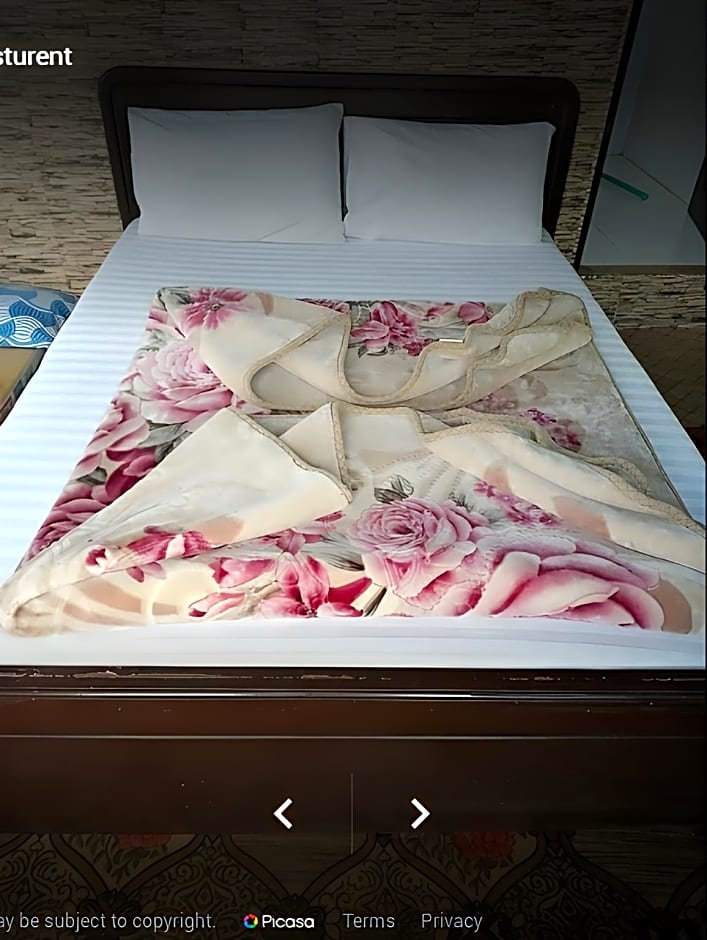 Malak Tower Hotel & Resturent