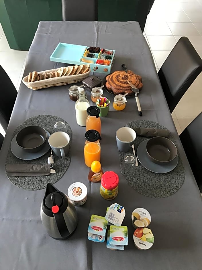 Chambres d'hôtes, B&B climatisées LA BORRELLIENNE