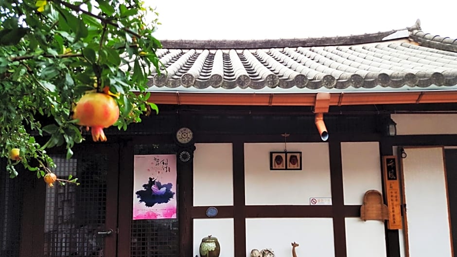 In-Yeon Hanok Guesthouse
