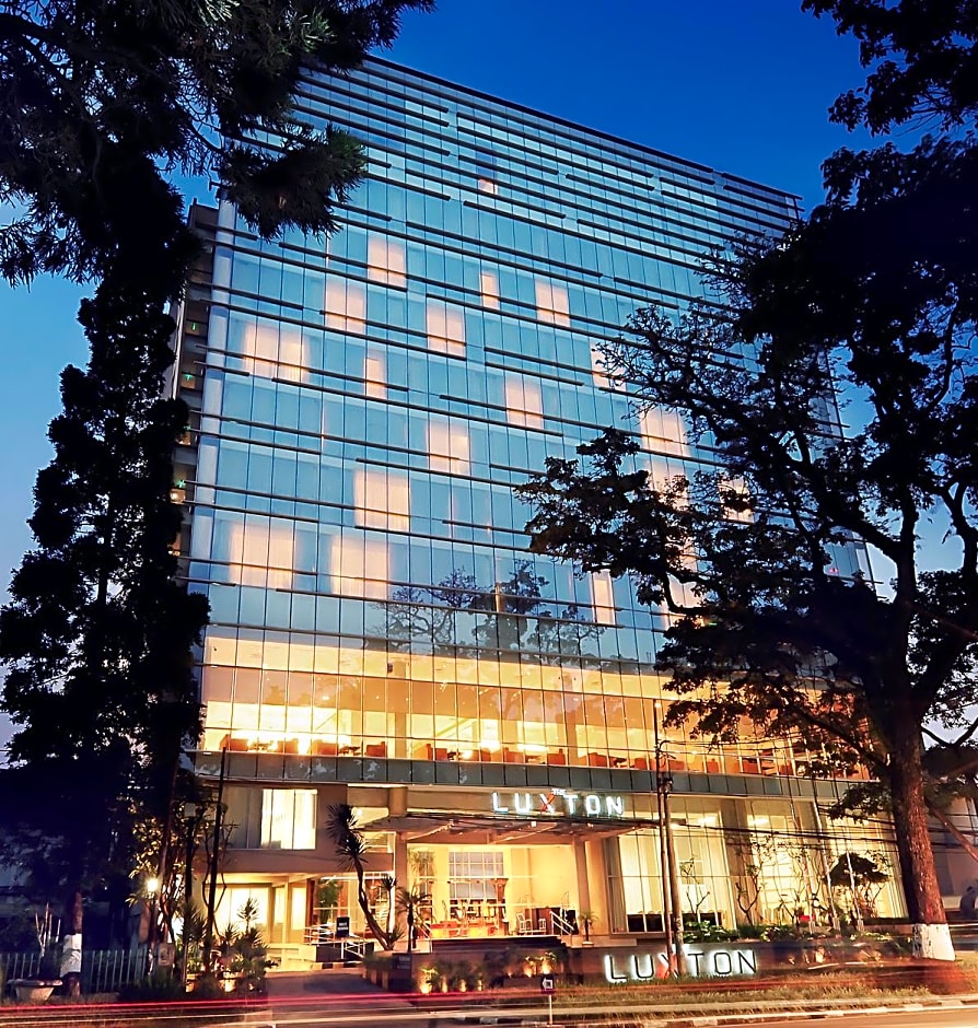Photo 1 of 50 of The Luxton Bandung