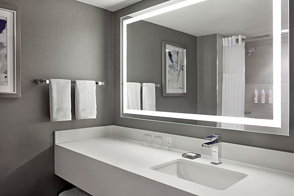 Calgary Marriott Downtown Hotel