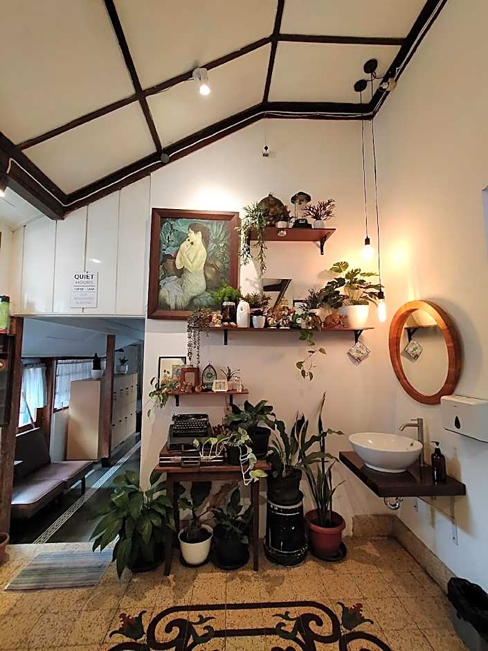 Semeru Hostel Malang