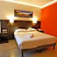 Hotel Be Guest Limoges Sud ex Black & Green