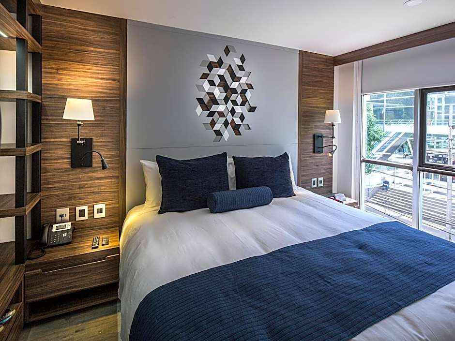 FlowSuites WTC