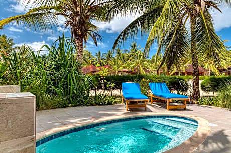 Family Pool Bungalow