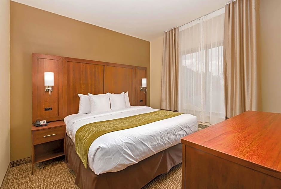 Comfort Inn & Suites - Fort Gordon