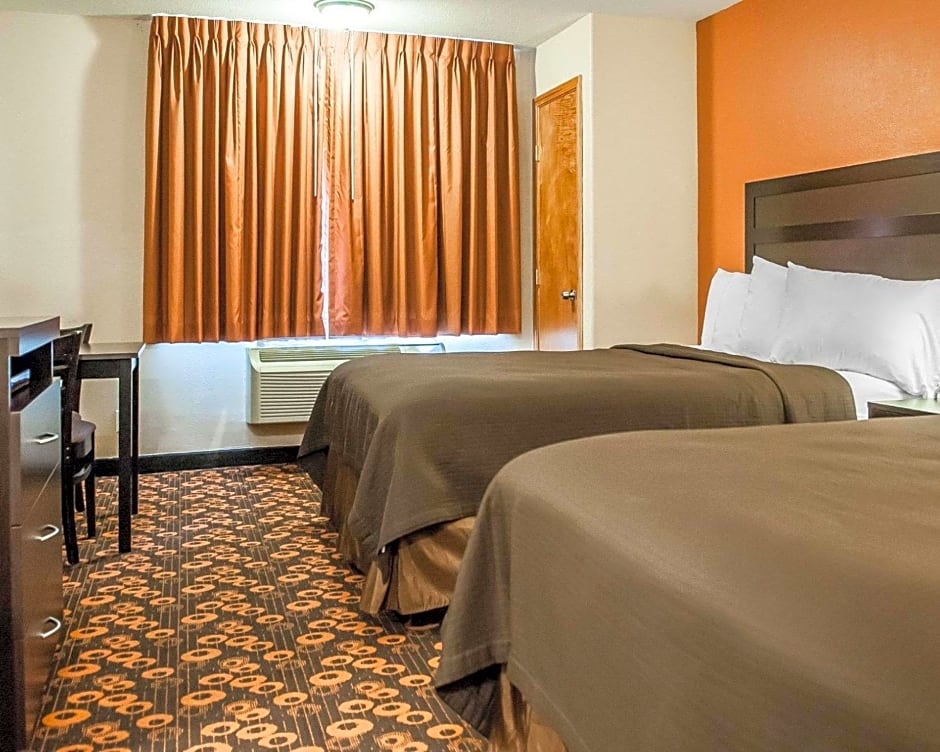 Econo Lodge Inn & Suites Santa Fe