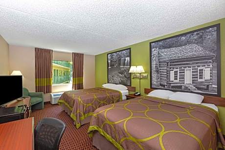 Queen Room with Two Queen Beds - Non-Smoking