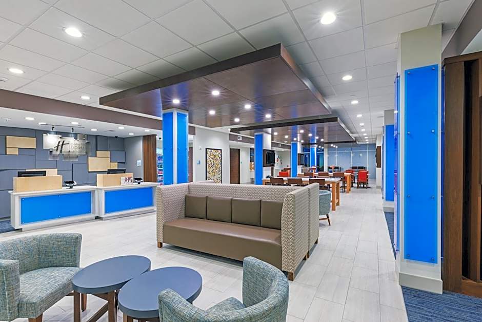 Holiday Inn Express and Suites Purcell By IHG