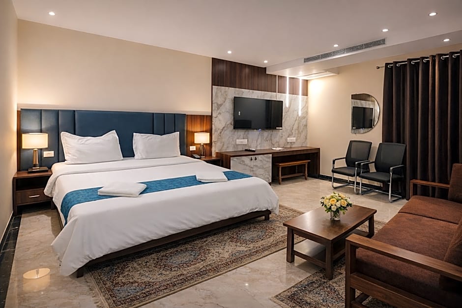 Hotel Sarweshwary