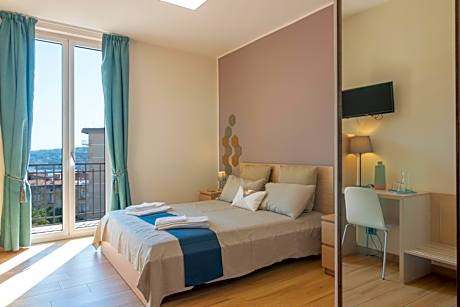 Deluxe Double Room with Sea View