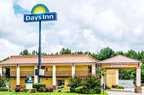 Days Inn by Wyndham Rayville