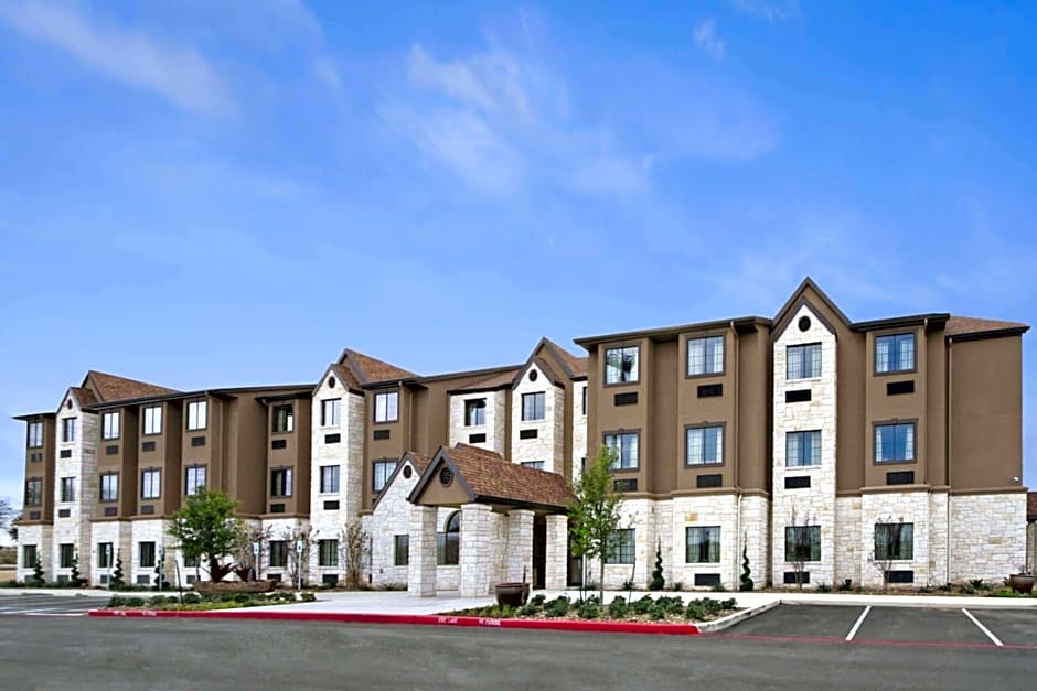 Photo 1 of 39 of Microtel Inn & Suites By Wyndham Round Rock