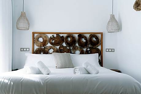 Deluxe Double Room with Balcony and Sea View