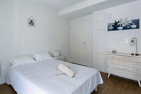 Studio One Double Bed