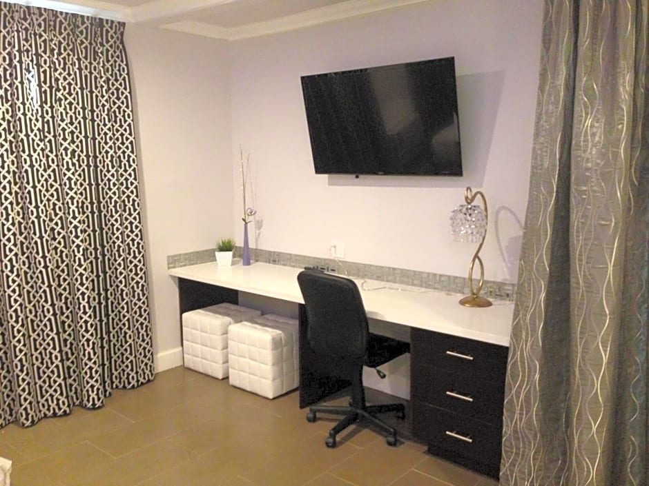 Hollywood VIP Hotel