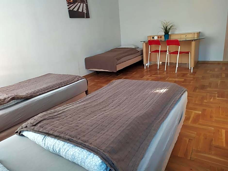 Aparthotel WADOWICE & Hostel GENERY