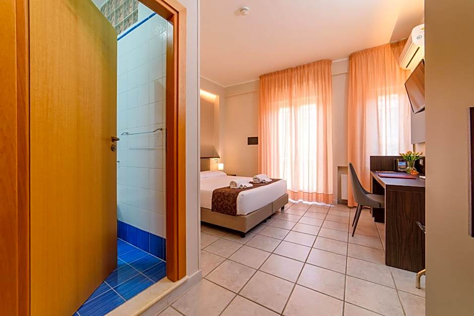 Hotel Tirreno