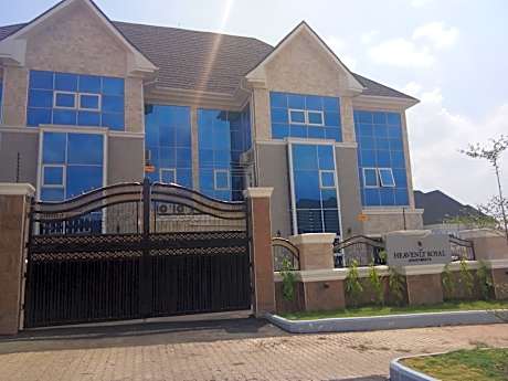 Heavenly Royal Apartments