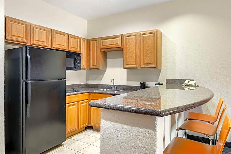Best Western Lubbock West Inn & Suites