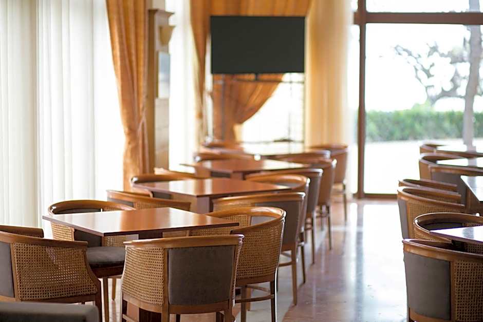 Tzaki hotel & restaurant Patras