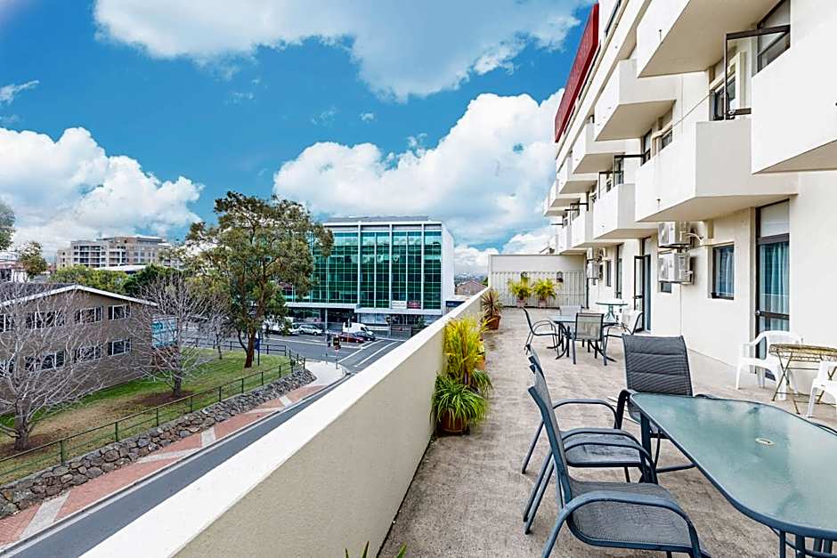 Metro Hotel Miranda