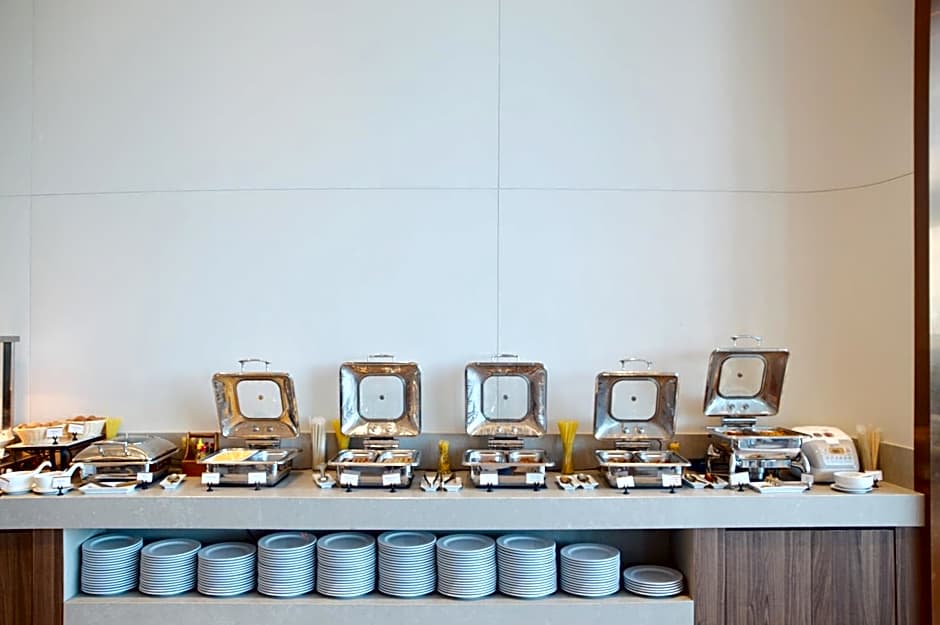 S Sriracha Hotel & Residence
