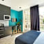 YAYS Paris Zola by Numa