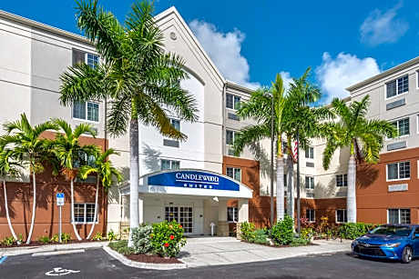 Candlewood Suites Fort Myers/Sanibel Gateway By IHG