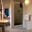 Avenues Guesthouse