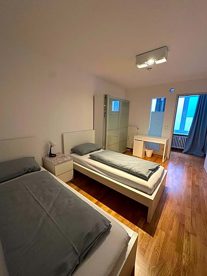 Al Nafurah Apartments