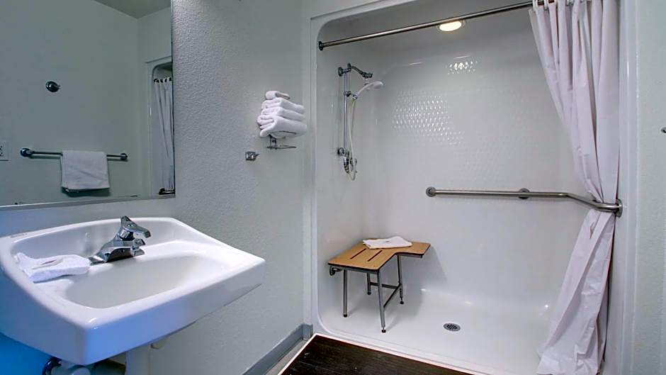Motel 6-Owensboro, KY