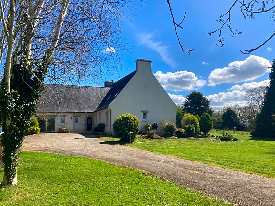 Chambre-appartement d hôtes de Kermoal-cuisine et sdb privées