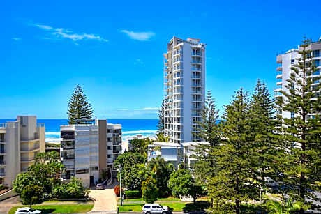 Two-Bedroom Apartment with Ocean View - Sub-Penthouse