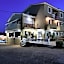 Ionis Hotel