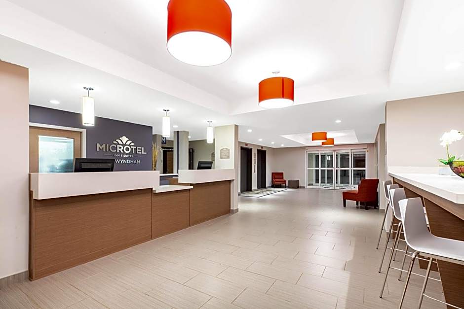 Microtel Inn & Suites by Wyndham Fort McMurray