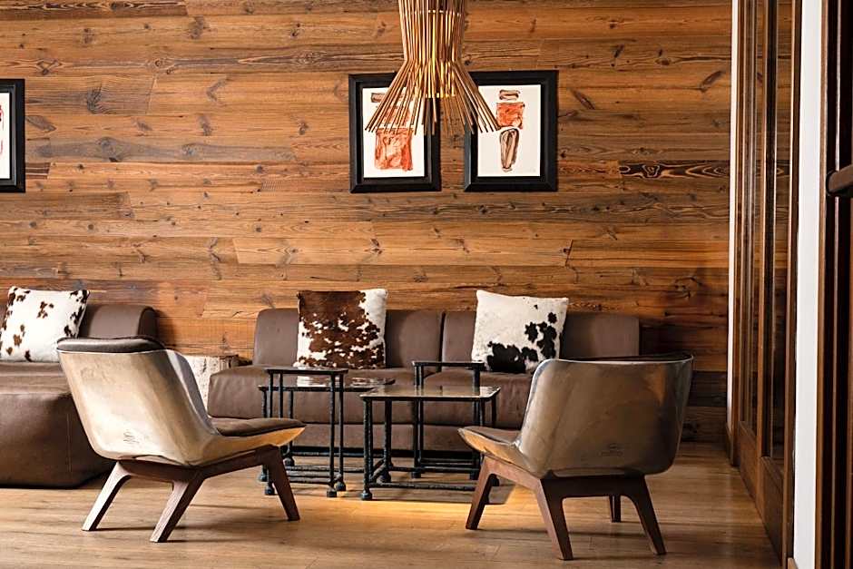 Montana Lodge & Spa, by R Collection Hotels