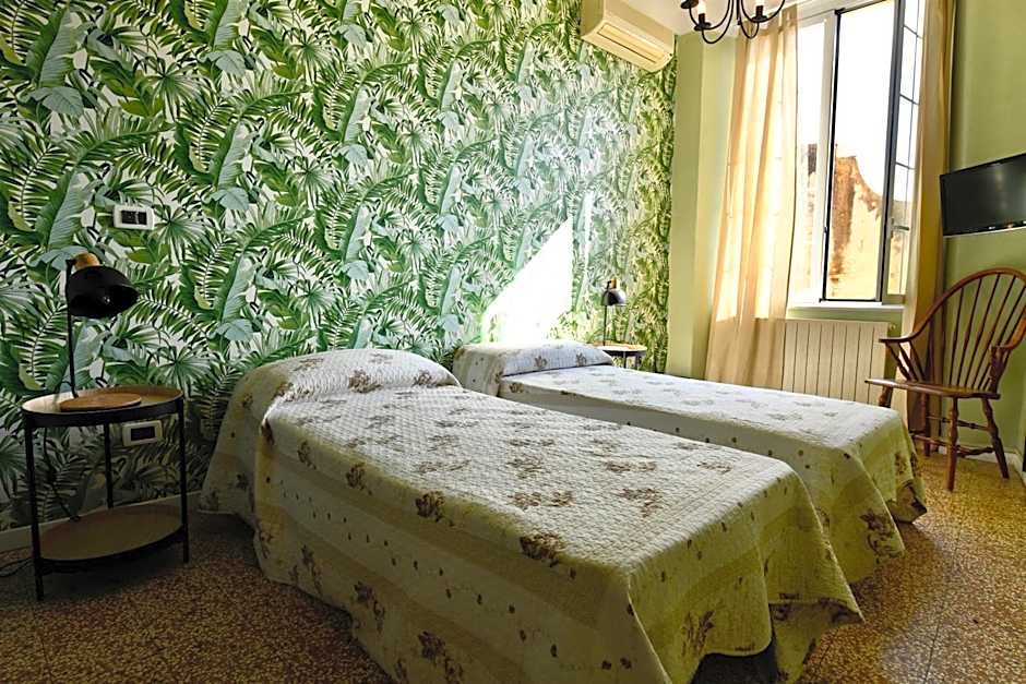 Hotel Villa Maria & Apartment