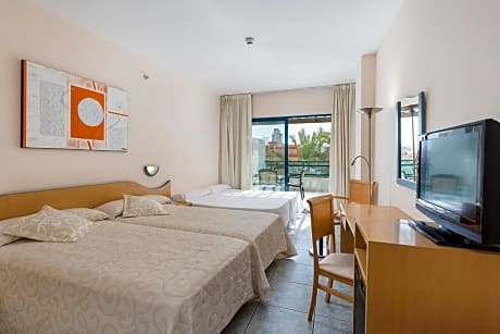 Economy Quadruple Room