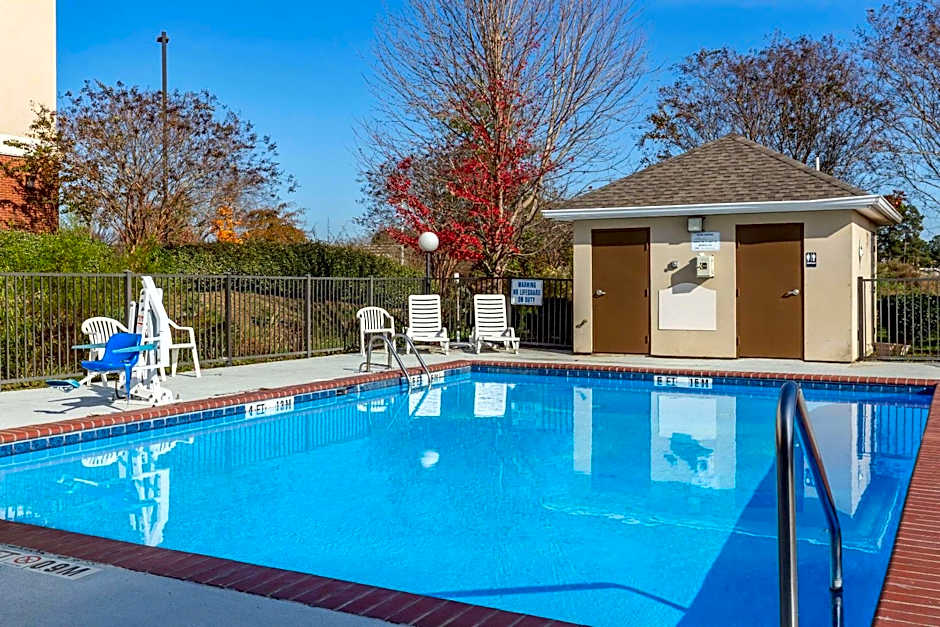 Comfort Inn Smithfield near I-95