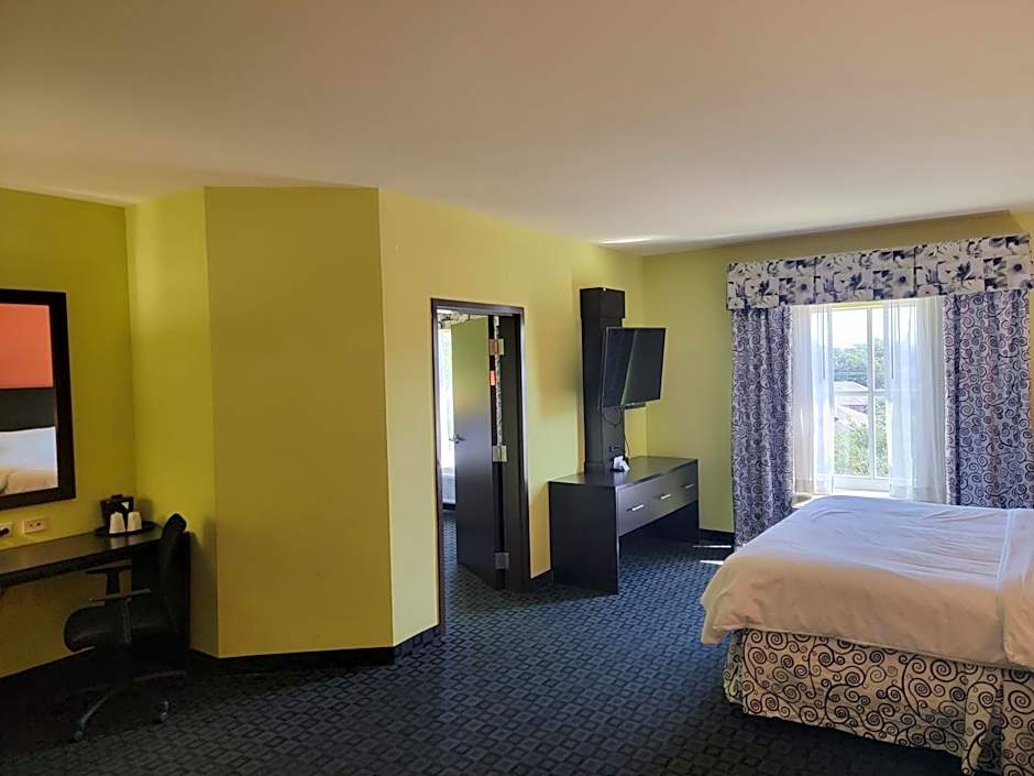 Holiday Inn Garland By IHG