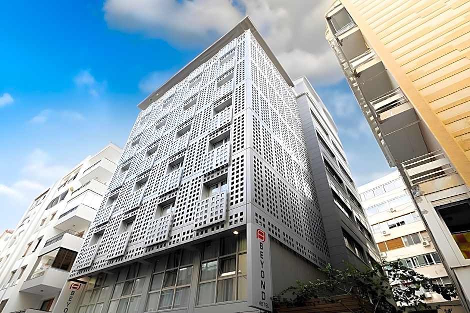 Hotel Beyond