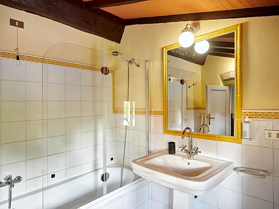 Selvuccia Lodge - Ostello Agricolo