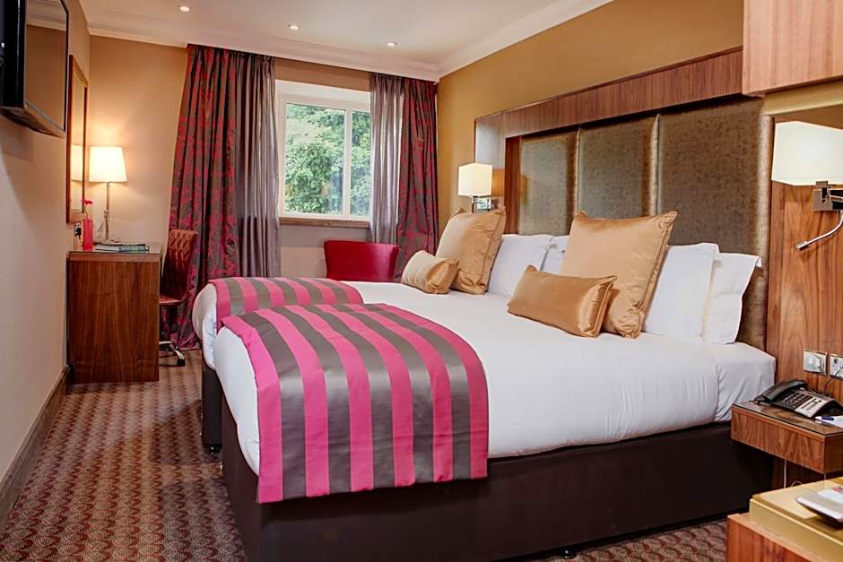 Donnington Manor Hotel