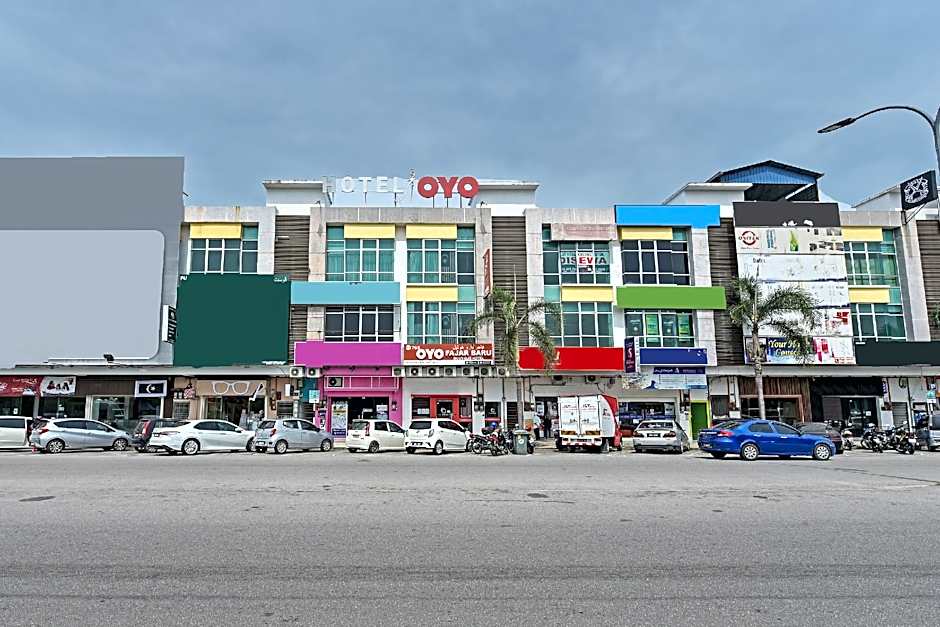 Super OYO 768 Fajar Baru Boutique Hotel