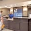 Holiday Inn Express Suites Yankton Hotel By IHG