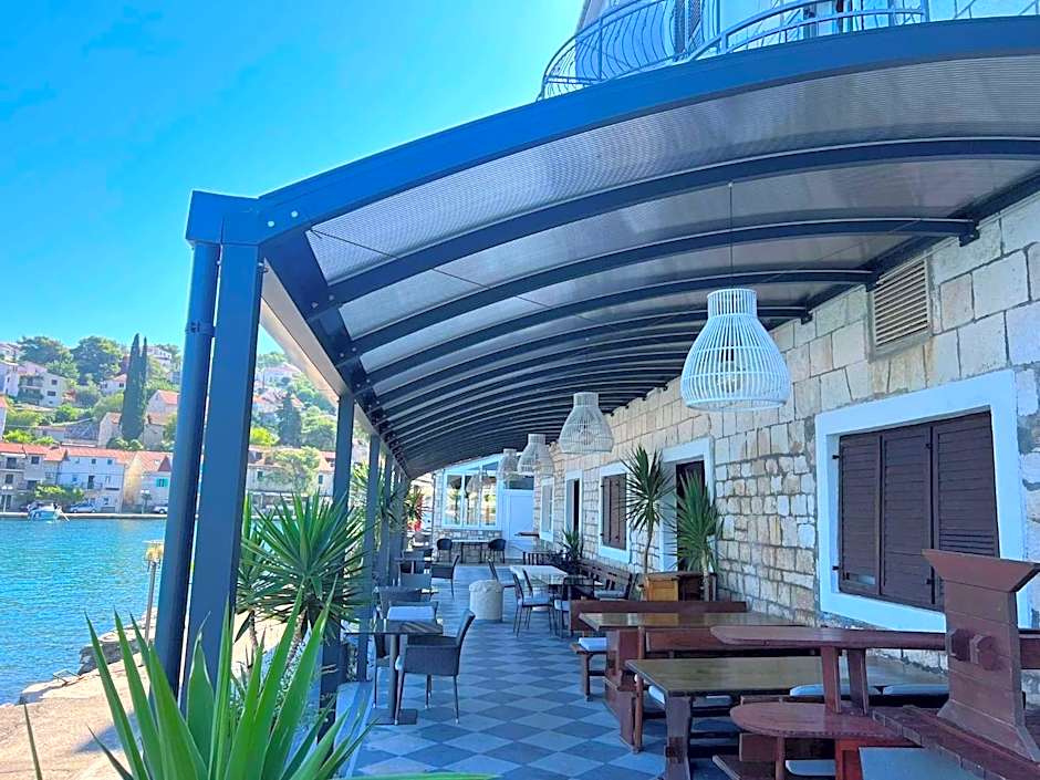 Hotel ROYAL RINA